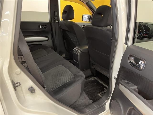 Nissan X-TRAIL 2013 6974828-12