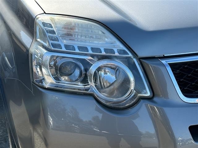 Nissan X-TRAIL 2011 6974870-4