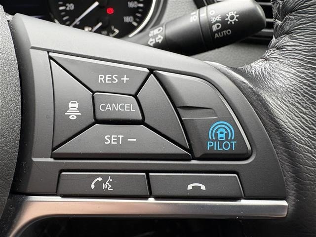 Nissan X-TRAIL 2018 6974995-10