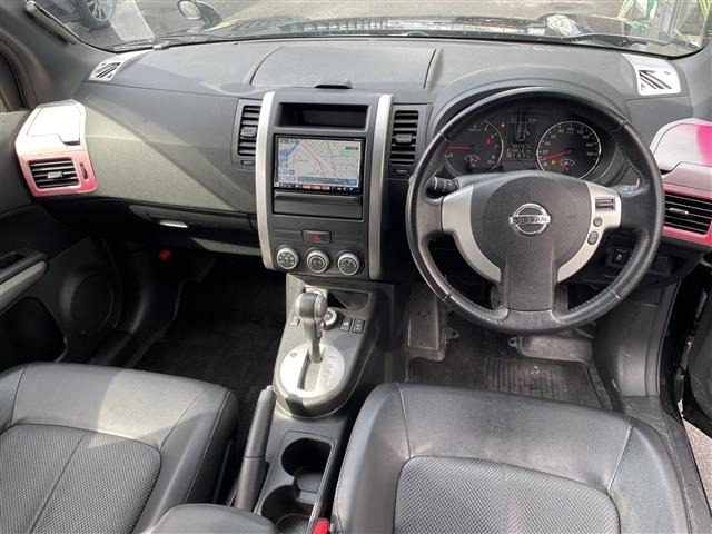 Nissan X-TRAIL 2013 6975009-14
