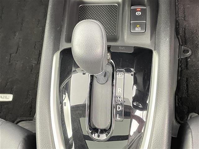 Nissan X-TRAIL 2018 6975019-20