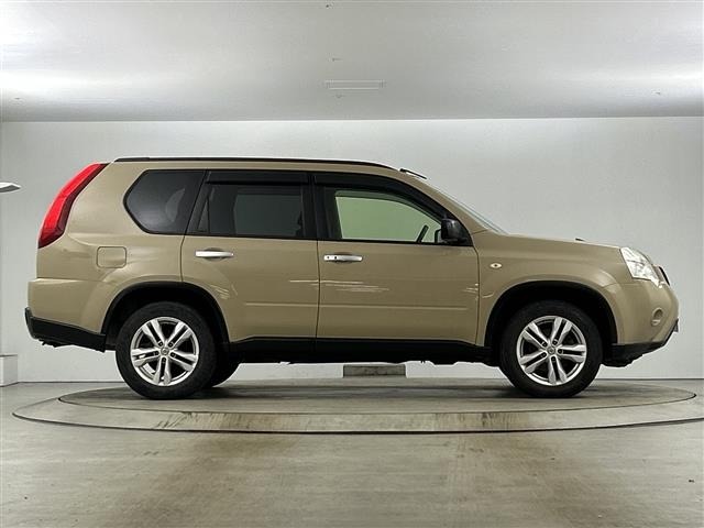 Nissan X-TRAIL 2012 6975083-19