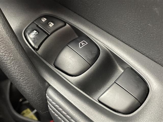Nissan X-TRAIL 2018 6975099-22