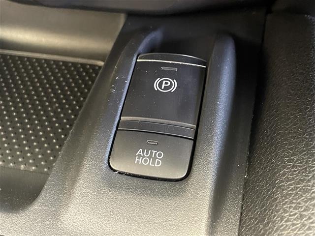 Nissan X-TRAIL 2018 6975118-19