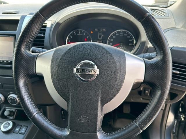 Nissan X-TRAIL 2012 6975132-8