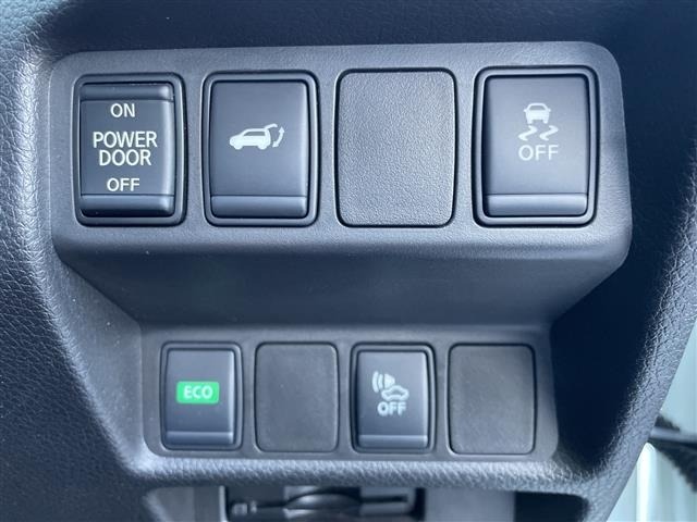 Nissan X-TRAIL 2018 6975261-11