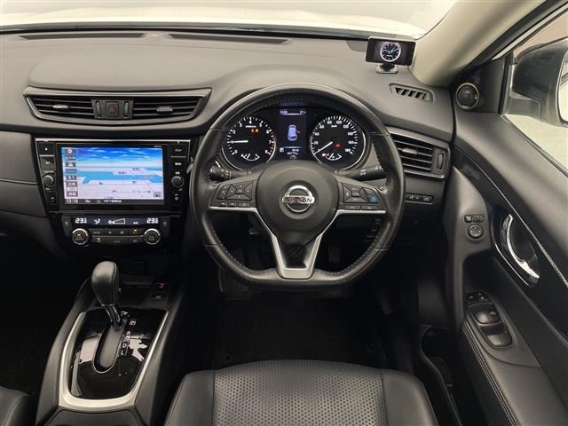 Nissan X-TRAIL 2018 6975298-8