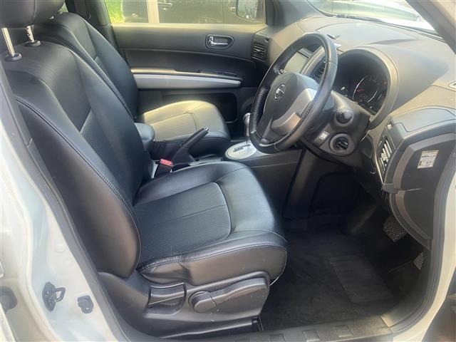 Nissan X-TRAIL 2013 6975455-17