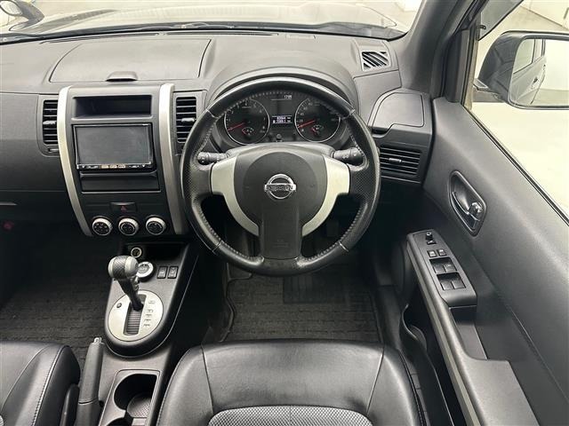 Nissan X-TRAIL 2011 6975467-12