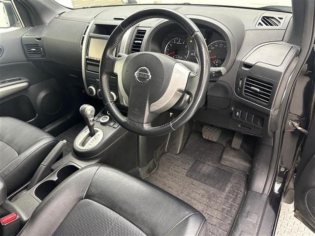 Nissan X-TRAIL 2011 6975467-13