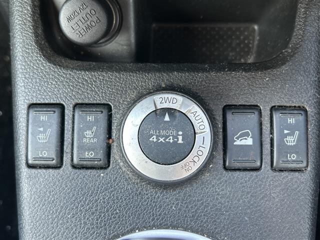 Nissan X-TRAIL 2012 6975603-16