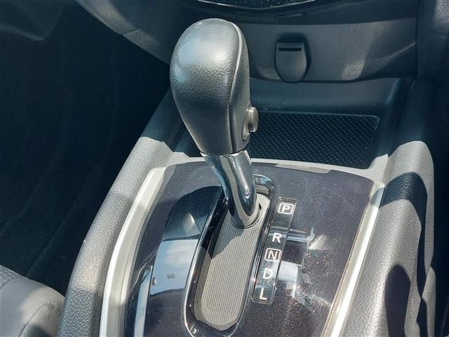 Nissan X-TRAIL 2014 6975630-13