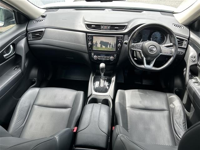 Nissan X-TRAIL 2018 6975631-14