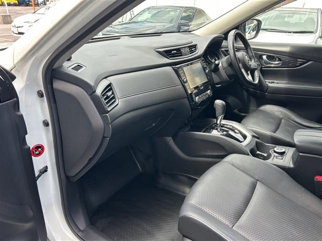 Nissan X-TRAIL 2018 6975631-4