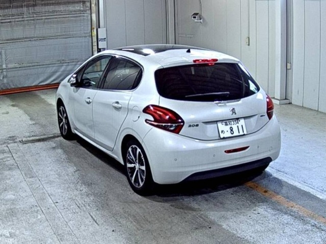 Peugeot 208 2016 7017012-1
