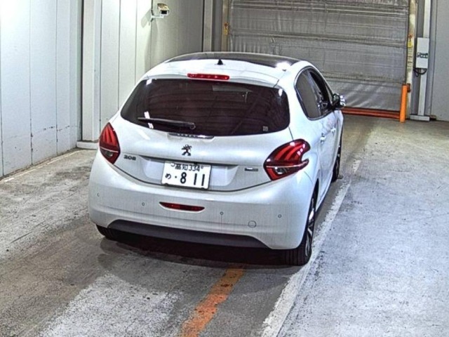 Peugeot 208 2016 7017012-5