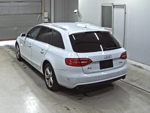 Audi A4 2014 7004209-1