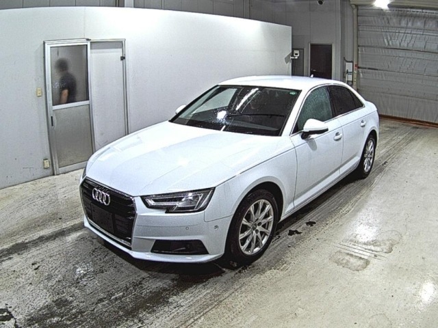 Audi A4 2017 7004228-4