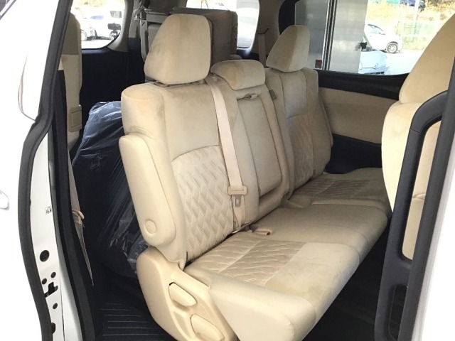 Toyota ALPHARD 2023 7023107-6