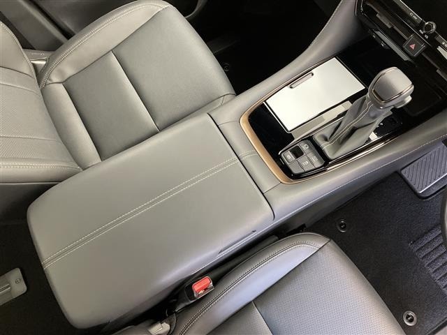 Toyota ALPHARD 2025 7023439-3