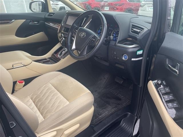 Toyota ALPHARD 2018 7023915-6