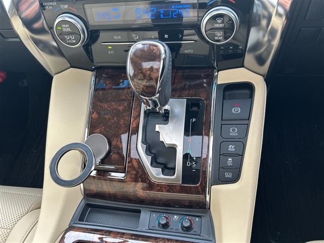 Toyota ALPHARD 2022 7023950-6