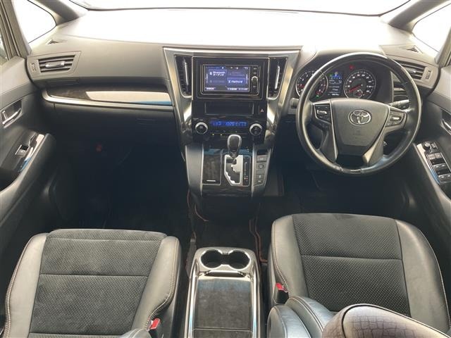 Toyota ALPHARD 2017 7024017-16