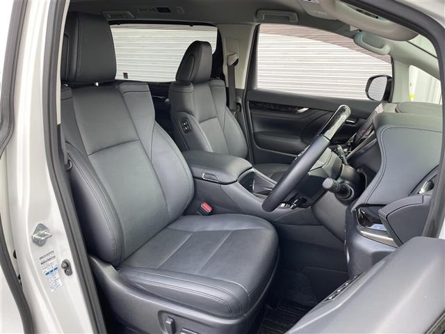 Toyota ALPHARD 2023 7024082-8