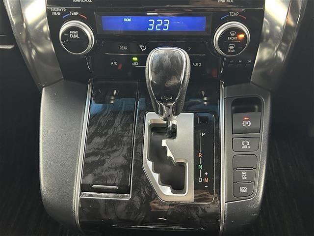 Toyota ALPHARD 2021 7024097-4