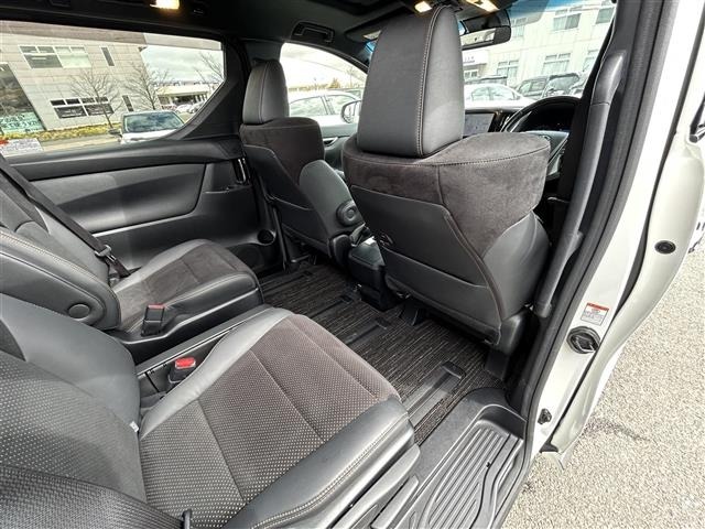Toyota ALPHARD 2020 7024112-10