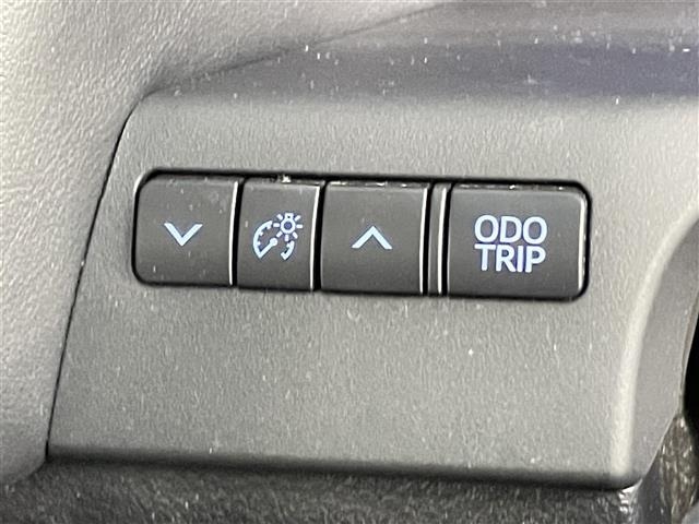 Toyota ALPHARD 2022 7024235-7