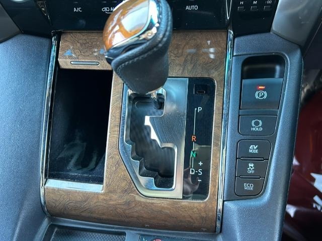 Toyota ALPHARD 2017 7024260-19