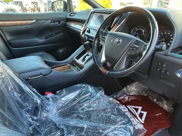 Toyota ALPHARD 2017 7024260-6