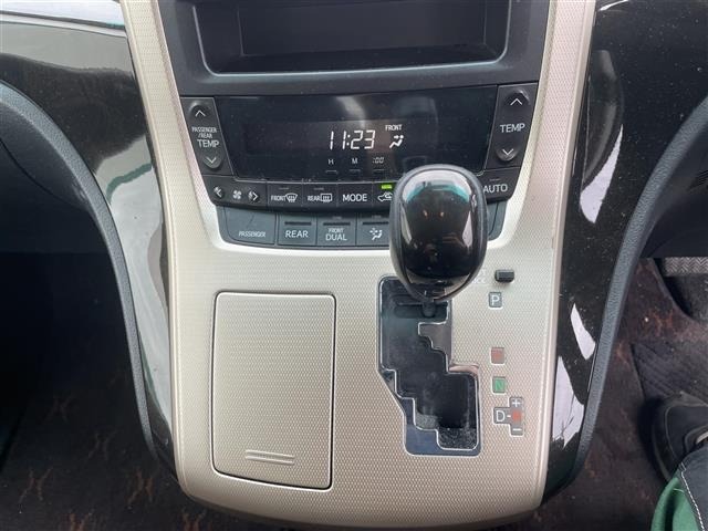 Toyota ALPHARD 2013 7024521-22