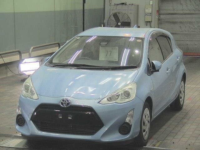 Toyota AQUA 2017 7009402-4