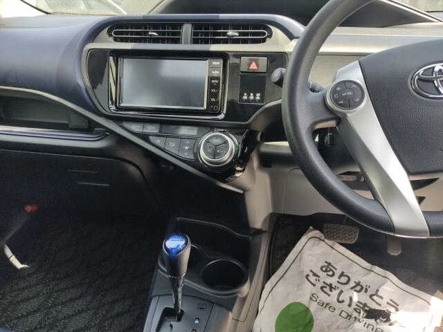 Toyota AQUA 2017 7009402-6