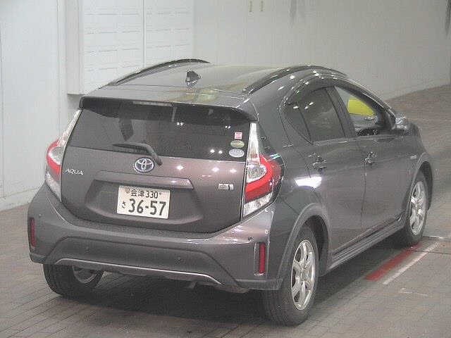 Toyota AQUA 2019 7009412-5