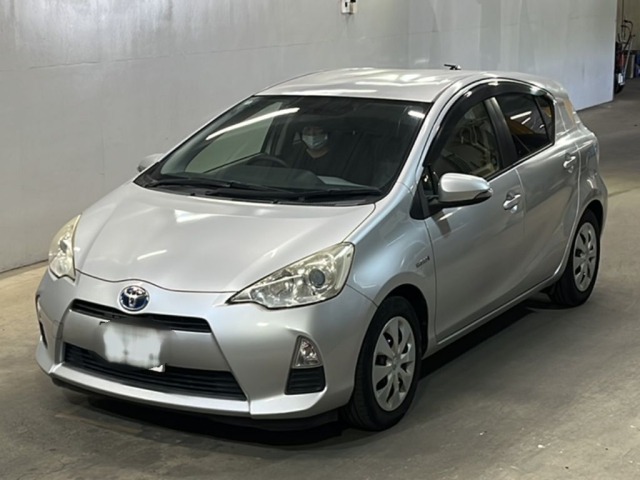 Toyota AQUA 2012 7009668-0