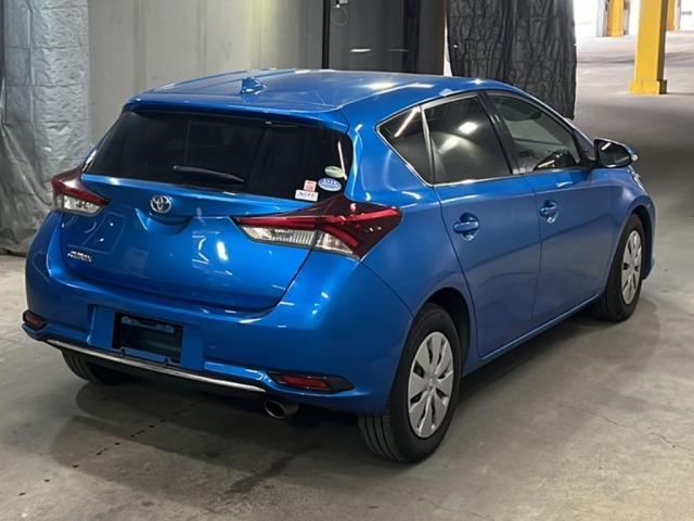 Toyota AURIS 2015 7014591-5