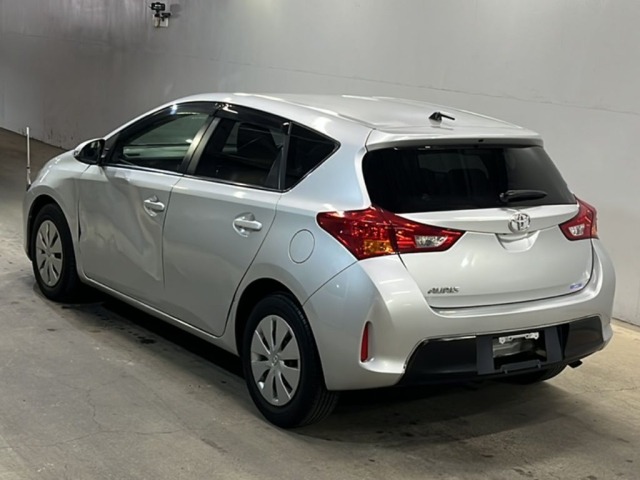 Toyota AURIS 2012 7014603-1