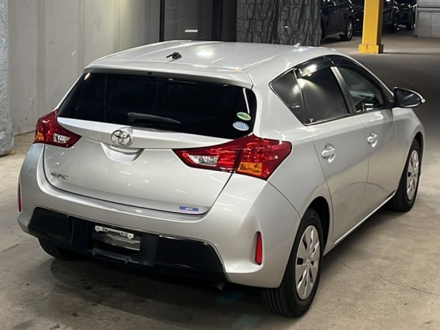 Toyota AURIS 2012 7014603-5