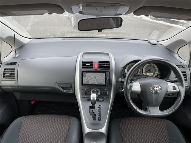 Toyota AURIS 2010 7014611-14