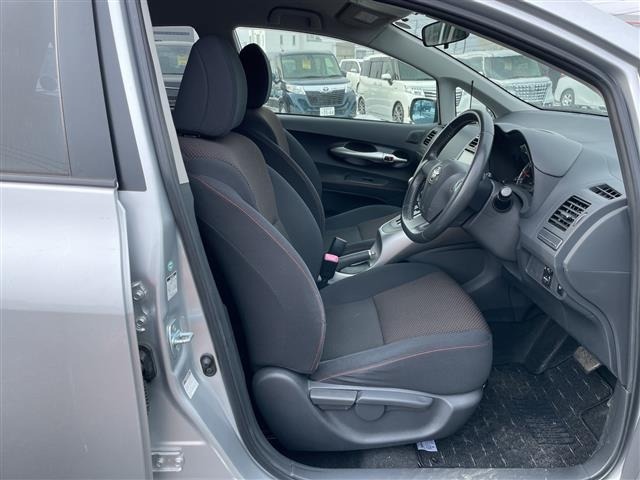 Toyota AURIS 2010 7014611-3