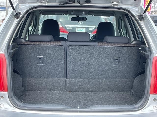 Toyota AURIS 2010 7014611-9