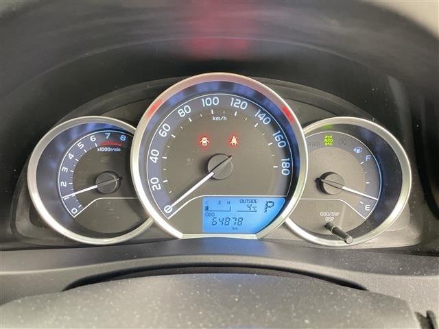 Toyota AURIS 2017 7014631-19