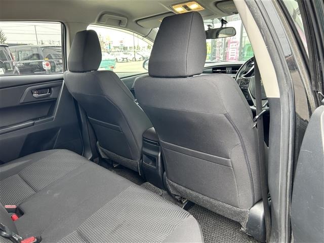 Toyota AURIS 2017 7014643-10