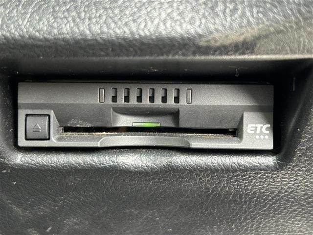 Toyota AURIS 2017 7014643-3