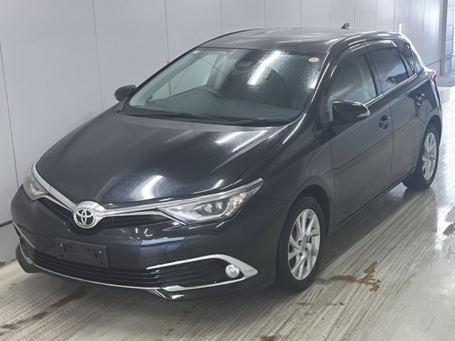 Toyota AURIS 2016 7014651-0