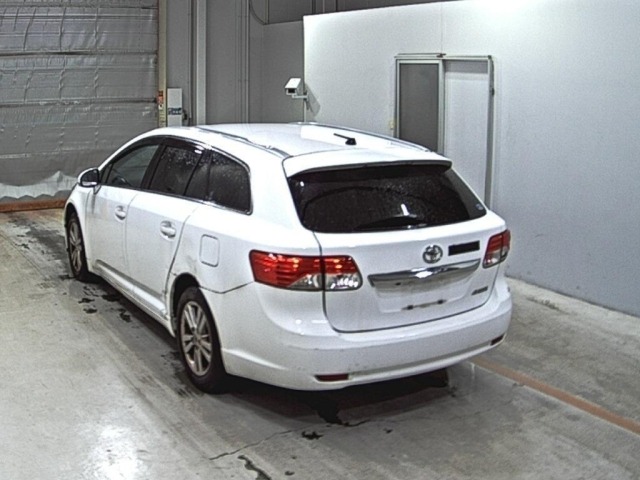 Toyota AVENSIS WAGON 2013 7019346-1