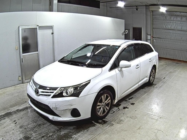 Toyota AVENSIS WAGON 2013 7019346-4